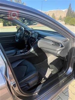 تۆیۆتا کامری